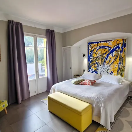 Le Clos Saint Andre بانيول سور مير